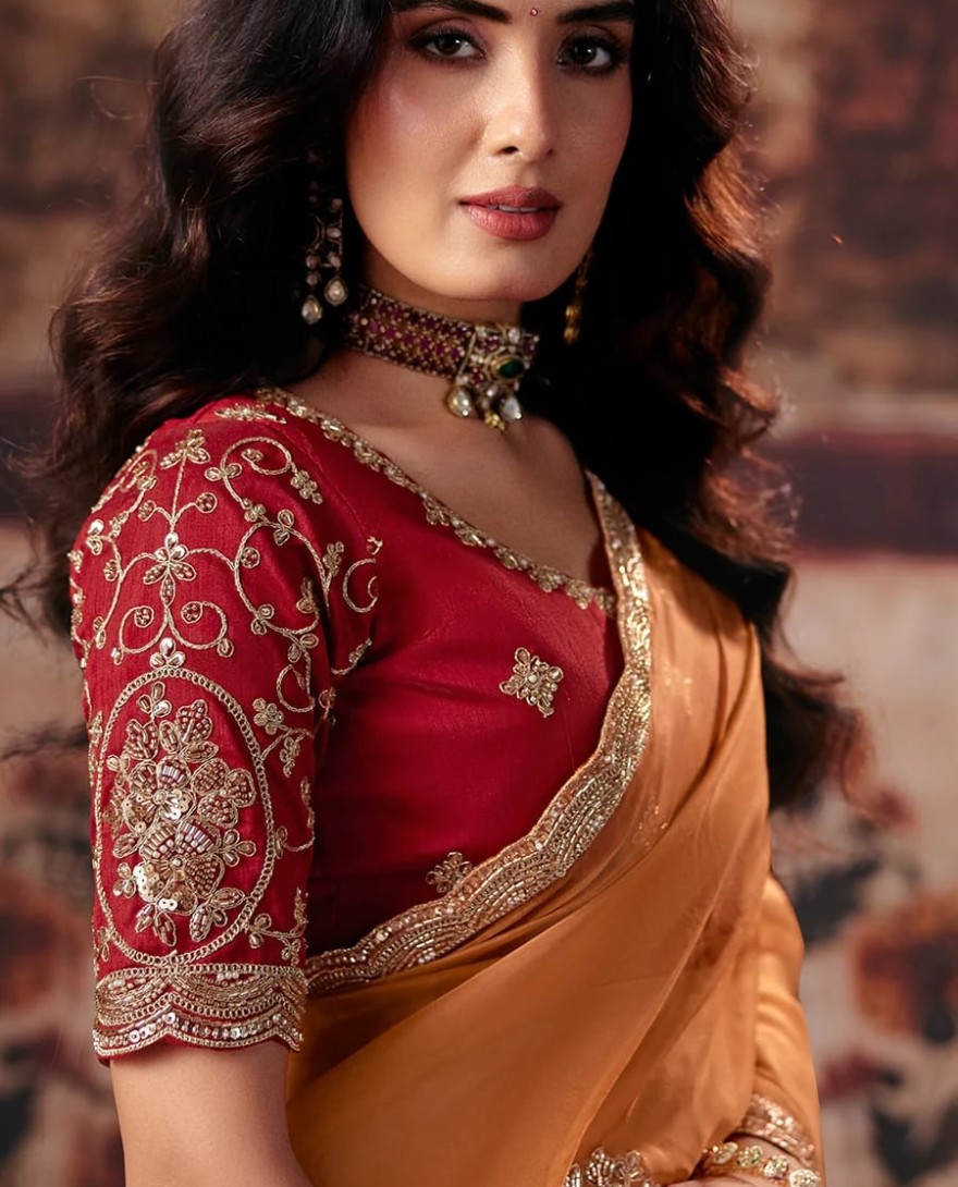 1006 - Orange & Red Designer Style Festive Wear Saree